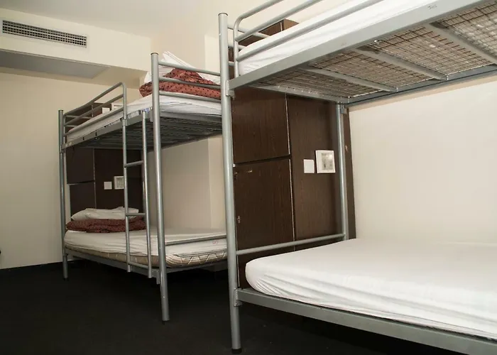 790 On George Backpackers
